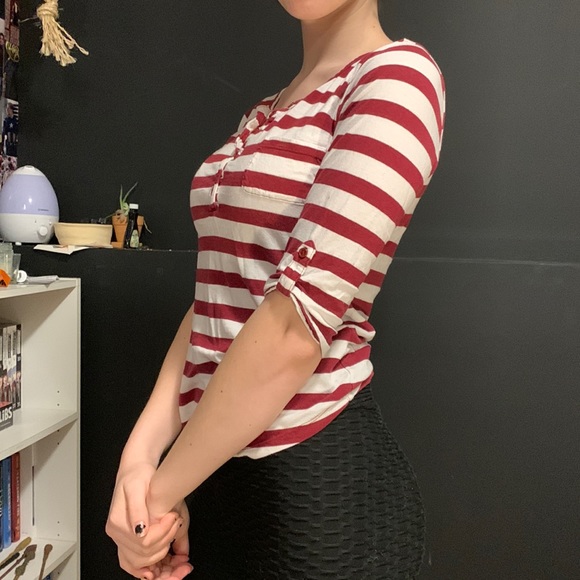 Striped long sleeve shirt 🤍❤️ - Picture 2 of 4